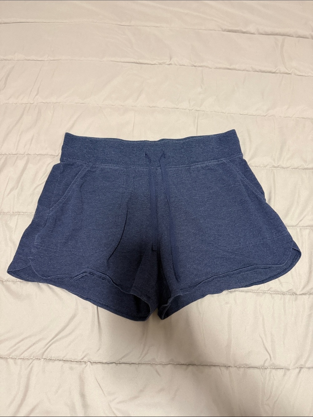 🫶🏼3 for $12!!🫶🏼Heathered Navy Blue Athletic Knit Shorts